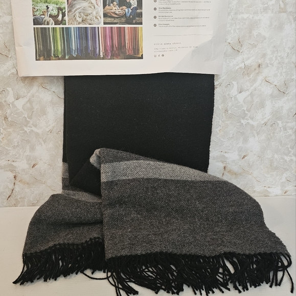 Alicia Adams Alpaca Canyon Throw Blanket - Picture 2 of 14